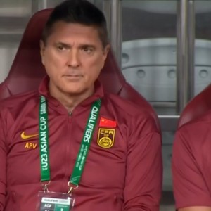 U22国足10球大胜！媒体人热议：主帅是最大短板，决战有一战之力