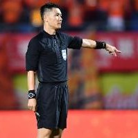 亚马尔观战！博主：沈寅豪执法校园联赛高中男子组决赛